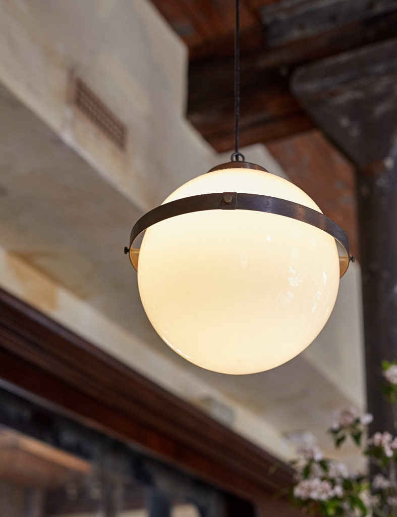 A globe pendant light